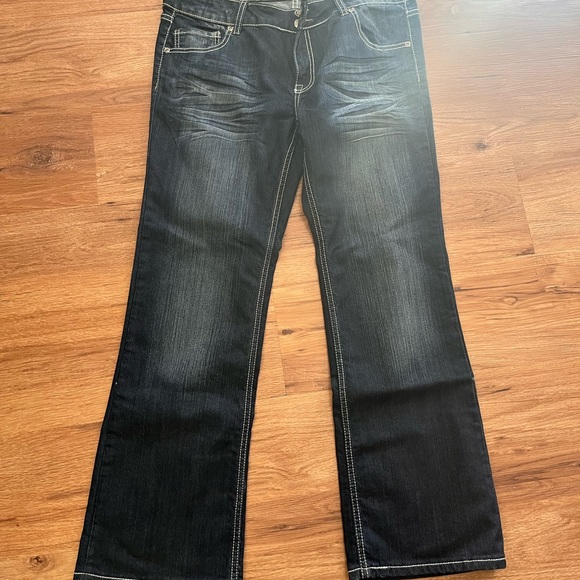 Vigold boot cut jeans, size 13, NWT - Picture 2 of 4